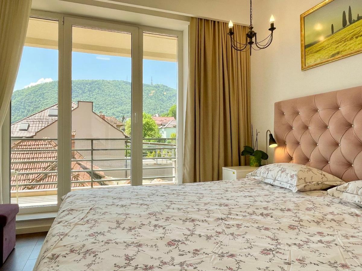 Central Premium Apartment Brasov Luaran gambar