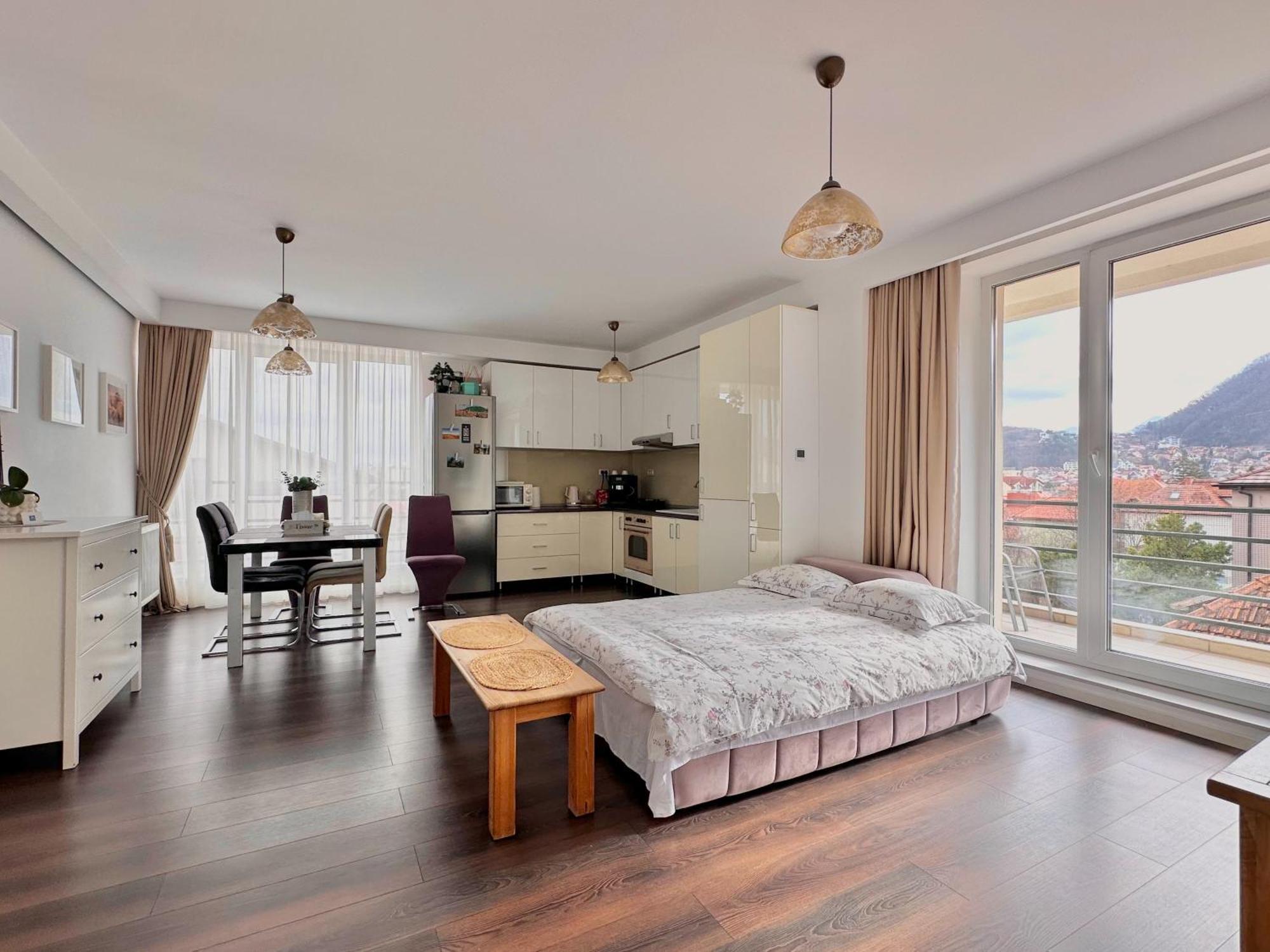 Central Premium Apartment Brasov Luaran gambar