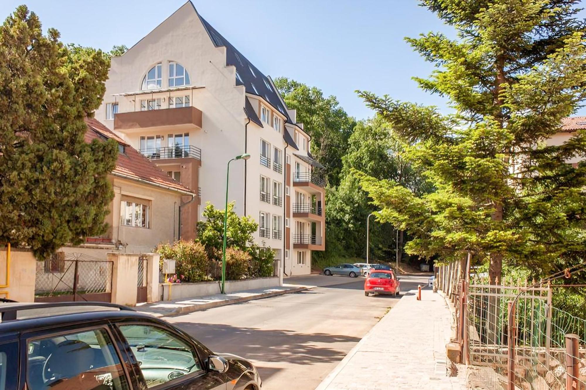 Central Premium Apartment Brasov Luaran gambar