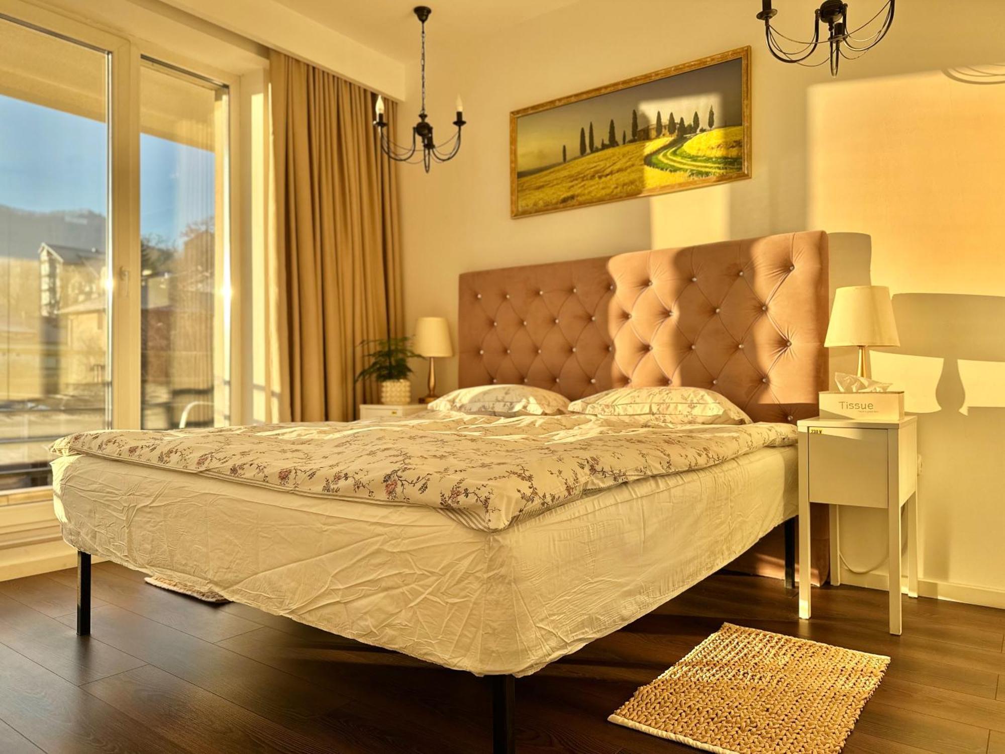 Central Premium Apartment Brasov Luaran gambar